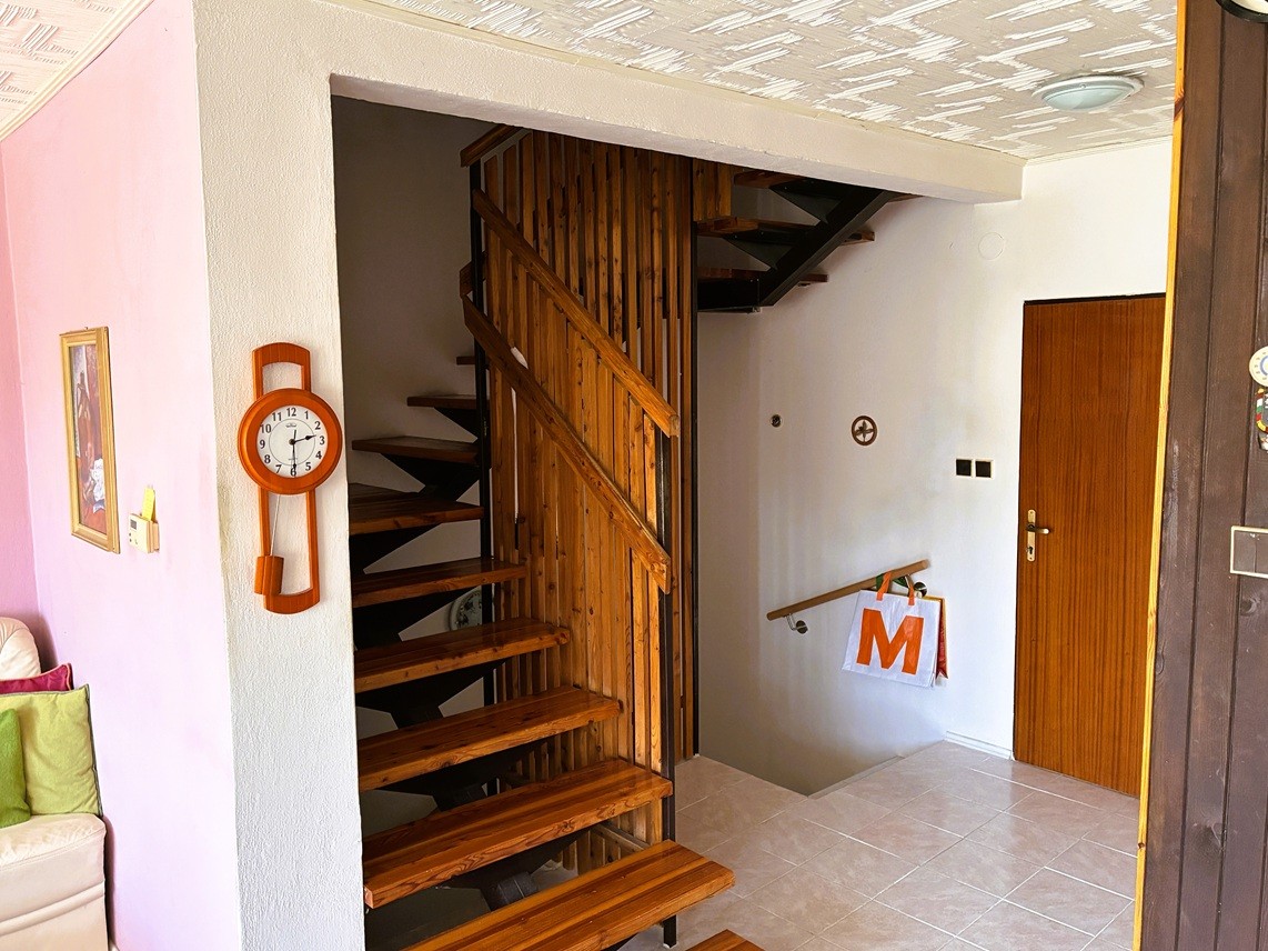 10_schodiště